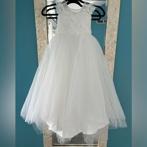 Flower girl dress size two for ages 2-3! New with tags!